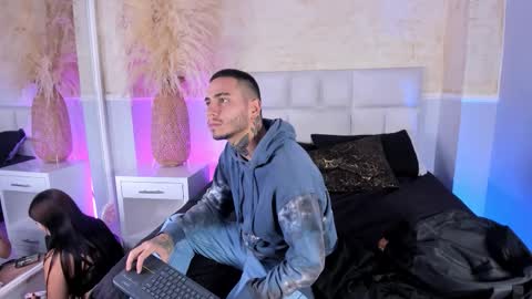 AsiaMiller online show from 12/14/25, 03:56