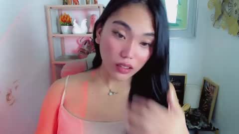 Snapshot of asian_alliyah chatting on 06/13/26, 06:28 asian_alliyah online show from 06/13/26, 06:28