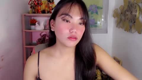Snapshot of asian_alliyah chatting on 07/10/26, 11:29 asian_alliyah online show from 07/10/26, 11:29
