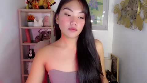 Snapshot of asian_alliyah chatting on 07/23/26, 11:46 asian_alliyah online show from 07/23/26, 11:46