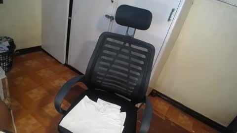 Snapshot of asian_bunnyx69 chatting on 02/25/25, 09:57 Asia online show from 02/25/25, 09:57