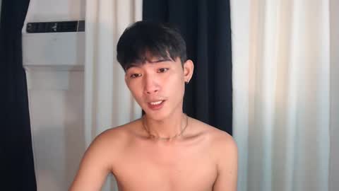 Snapshot of asian_cutiebaexx chatting on 10/24/25, 05:04 Pat online show from 10/24/25, 05:04
