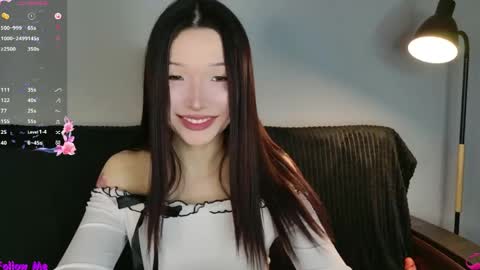 Snapshot of asian_euphoria chatting on 04/20/26, 03:37 Dju online show from 04/20/26, 03:37