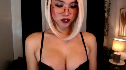 Snapshot of asian_hinata chatting on 12/09/24, 03:40 hinata online show from 12/09/24, 03:40