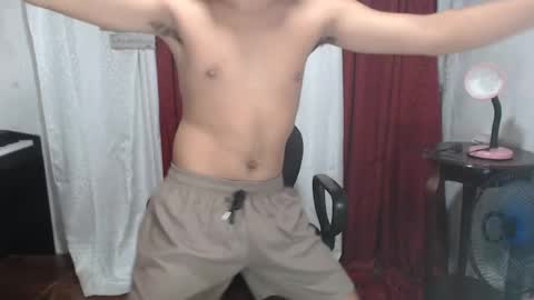 Snapshot of asian_janush chatting on 11/21/25, 04:22 asian_janush online show from 11/21/25, 04:22