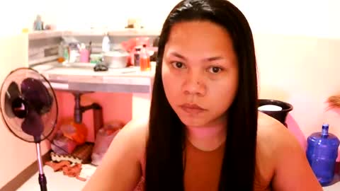 Snapshot of asian_kweenv chatting on 07/31/26, 04:39 Alex online show from 07/31/26, 04:39