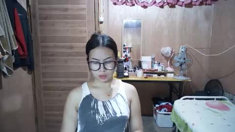 asian_llory online show from 09/12/25, 12:00