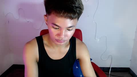 Snapshot of asian_lover05 chatting on 06/20/26, 05:38 asian_lover05 online show from 06/20/26, 05:38