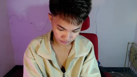 Snapshot of asian_lover05 chatting on 07/10/26, 06:32 asian_lover05 online show from 07/10/26, 06:32