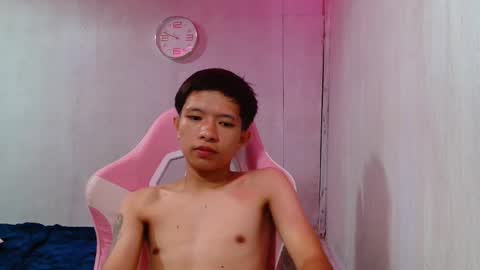 Snapshot of asian_macky chatting on 05/09/26, 01:49 asian_macky online show from 05/09/26, 01:49