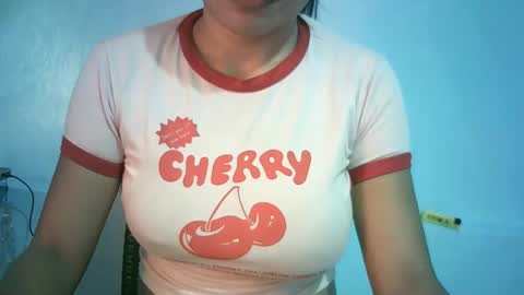 Snapshot of asian_novielyn19xxx chatting on 04/24/26, 06:05 asian_novielyn19xxx online show from 04/24/26, 06:05