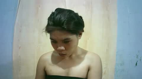 Snapshot of asian_novielyn19xxx chatting on 05/26/26, 10:44 asian_novielyn19xxx online show from 05/26/26, 10:44