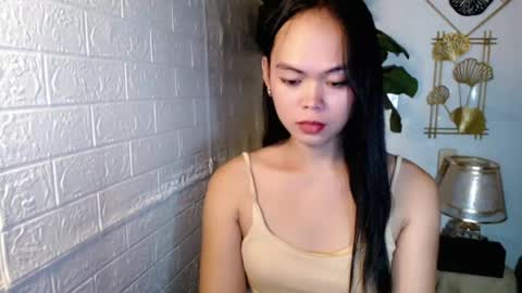 Snapshot of asian_pretty143 chatting on 07/16/26, 02:06 asian_pretty143 online show from 07/16/26, 02:06