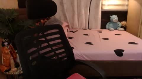 Snapshot of asian_princess15 chatting on 01/27/25, 03:26 angela online show from 01/27/25, 03:26