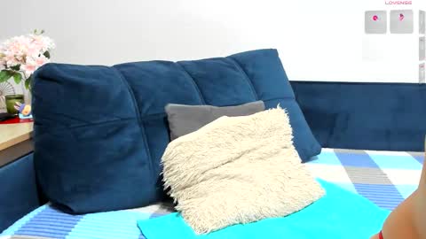 Snapshot of asian_pussy_cat chatting on 03/23/26, 03:05 Hare online show from 03/23/26, 03:05