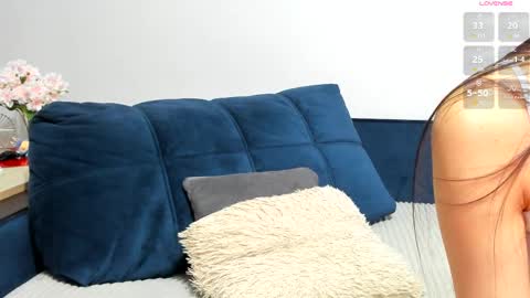 Snapshot of asian_pussy_cat chatting on 04/07/26, 12:27 Hare online show from 04/07/26, 12:27