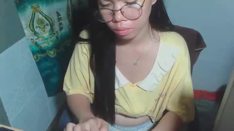 Snapshot of asian_rhean chatting on 03/01/25, 05:38 Rhean online show from 03/01/25, 05:38