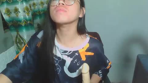 Snapshot of asian_rhean chatting on 03/05/25, 03:07 Rhean online show from 03/05/25, 03:07