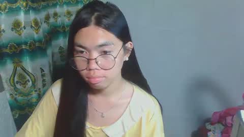 Snapshot of asian_rhean chatting on 03/09/25, 10:08 Rhean online show from 03/09/25, 10:08