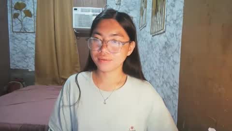 Snapshot of asian_rhean chatting on 09/20/25, 09:38 Rhean online show from 09/20/25, 09:38