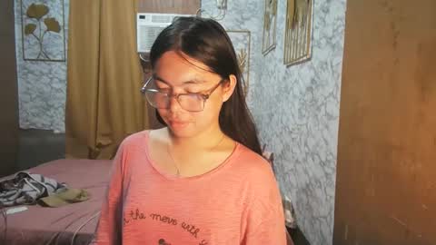 Snapshot of asian_rhean chatting on 09/24/25, 08:06 Rhean online show from 09/24/25, 08:06