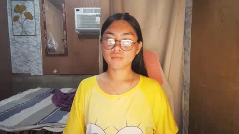 Snapshot of asian_rhean chatting on 12/04/25, 11:41 Rhean online show from 12/04/25, 11:41