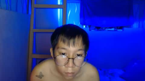 asian_seanbrownxxx online show from 10/17/25, 05:15