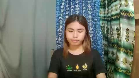 Sofia online show from 12/19/25, 06:42