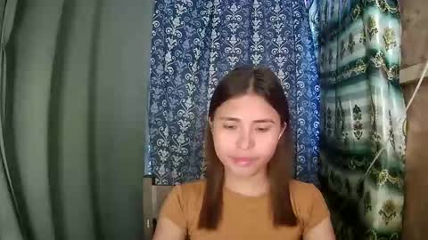 Snapshot of asian_sofiaxxx chatting on 03/18/26, 06:16 Sofia online show from 03/18/26, 06:16