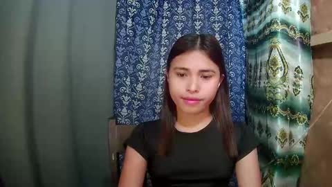 Snapshot of asian_sofiaxxx chatting on 03/19/26, 06:17 Sofia online show from 03/19/26, 06:17