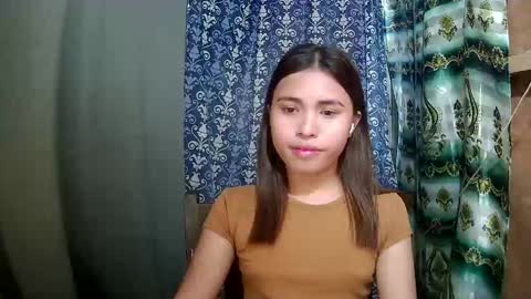 Snapshot of asian_sofiaxxx chatting on 03/26/26, 06:08 Sofia online show from 03/26/26, 06:08