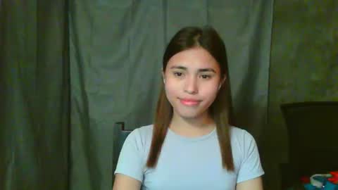 Snapshot of asian_sofiaxxx chatting on 03/27/26, 03:01 Sofia online show from 03/27/26, 03:01