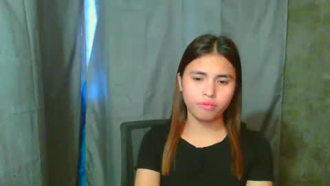 Snapshot of asian_sofiaxxx chatting on 04/25/26, 08:28 Sofia online show from 04/25/26, 08:28