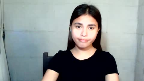 Snapshot of asian_sofiaxxx chatting on 05/08/26, 04:01 Sofia online show from 05/08/26, 04:01