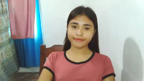 Snapshot of asian_sofiaxxx chatting on 06/13/26, 06:44 Sofia online show from 06/13/26, 06:44