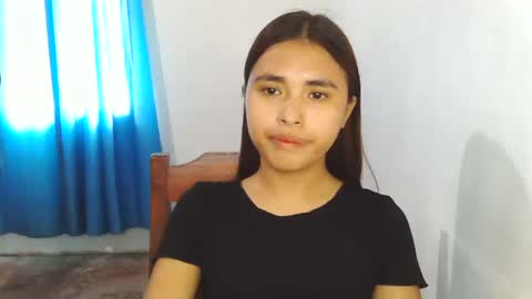 Snapshot of asian_sofiaxxx chatting on 06/18/26, 06:24 Sofia online show from 06/18/26, 06:24