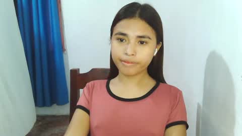 Snapshot of asian_sofiaxxx chatting on 07/09/26, 06:39 Sofia online show from 07/09/26, 06:39