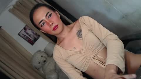 asian_ulysses online show from 05/18/26, 11:49