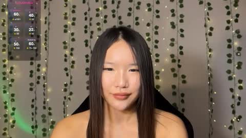 Snapshot of asian_vi chatting on 10/08/25, 05:32 My name Vi online show from 10/08/25, 05:32