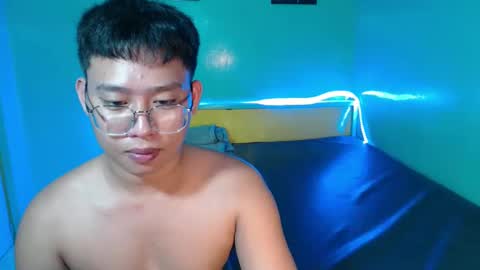 Snapshot of asian_walker chatting on 05/06/26, 11:26 asian_walker online show from 05/06/26, 11:26