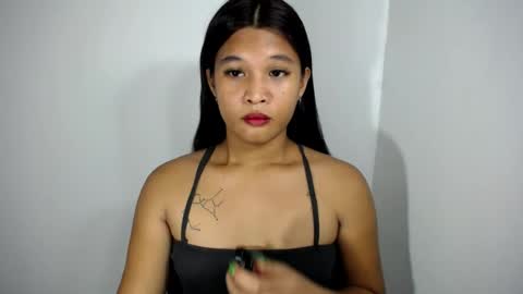 Snapshot of asian_yannie chatting on 06/12/26, 06:29 Yan online show from 06/12/26, 06:29