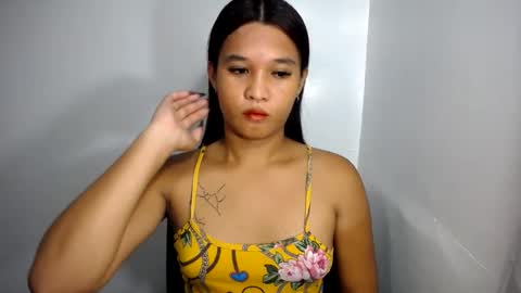 Snapshot of asian_yannie chatting on 07/05/26, 08:27 Yan online show from 07/05/26, 08:27