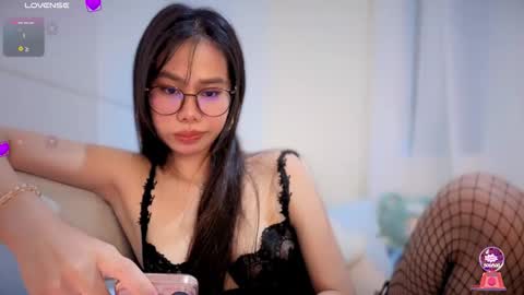 Snapshot of asianbabecandy chatting on 04/09/26, 02:22 candy online show from 04/09/26, 02:22