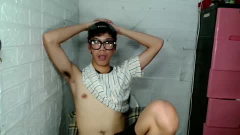 EIZE online show from 03/11/26, 05:02