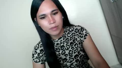 Snapshot of asianblk_barbiedoll chatting on 04/23/26, 10:56 asianblk_barbiedoll online show from 04/23/26, 10:56