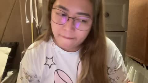 Snapshot of asianbunny10 chatting on 07/29/26, 12:47 Curvy online show from 07/29/26, 12:47