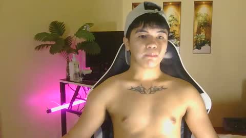 Snapshot of asiancarl_bigcock chatting on 04/14/26, 09:48 kairo dewji in ifbi online show from 04/14/26, 09:48