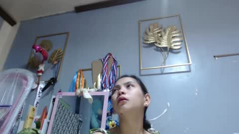 asian charlotte online show from 03/05/25, 06:23