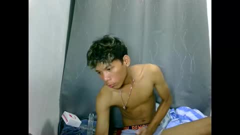 Snapshot of asiancockinsan chatting on 09/10/25, 05:46 Isan online show from 09/10/25, 05:46