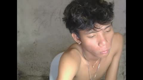 Snapshot of asiancockinsan chatting on 11/30/25, 01:04 Isan online show from 11/30/25, 01:04